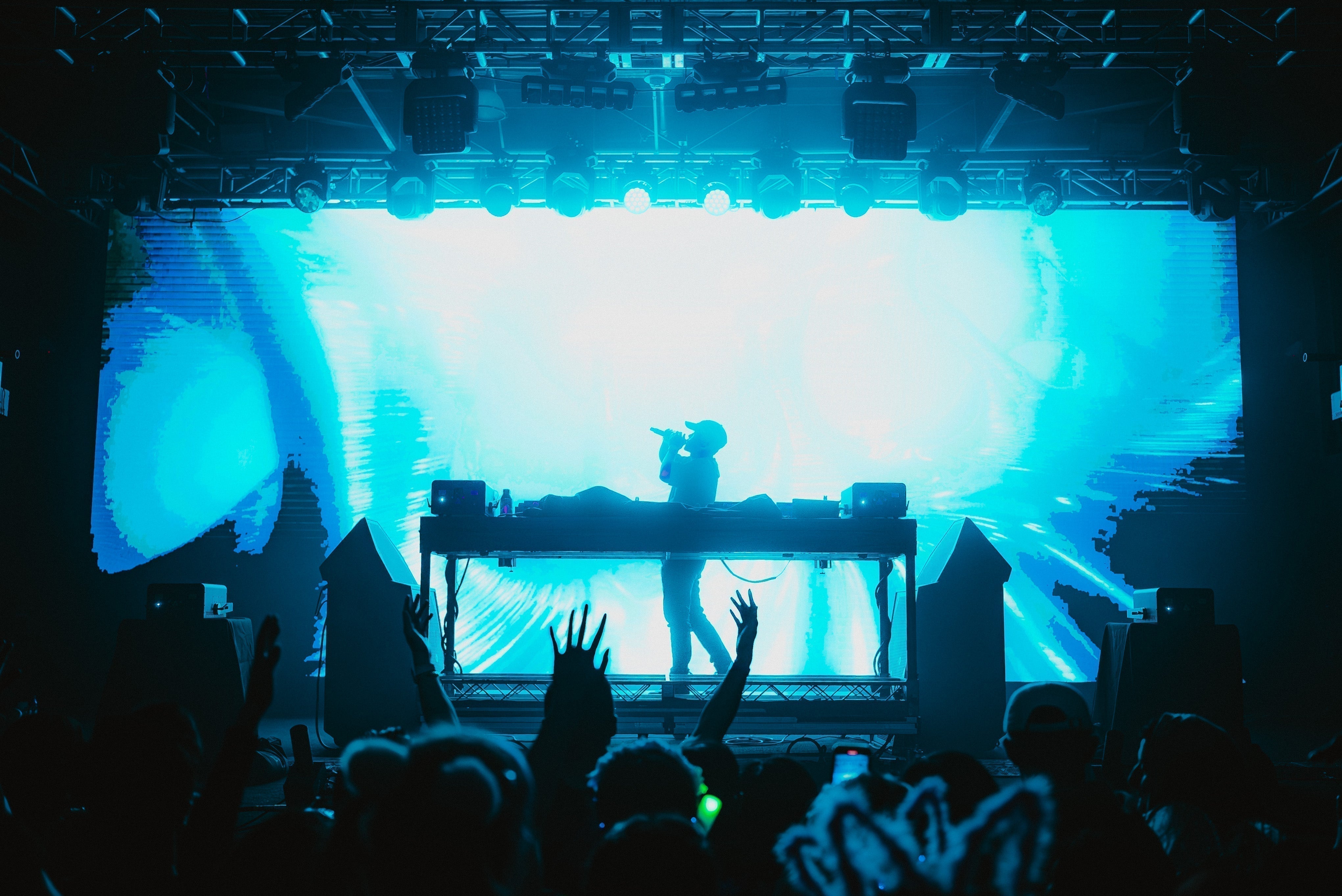 Emotive DJ & Producer MVSE Signs to Midnight